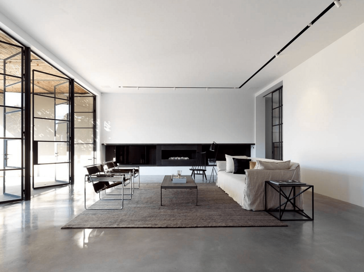The Popularity of Minimalist Interior Design